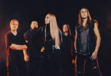 Silence The Echo: Reflexiones sobre el caos del mundo actual en su nuevo single, “Through The Dark”