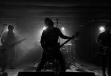 El grupo IIII de gira por Estados UnidosPacific Coast Tour junio 25